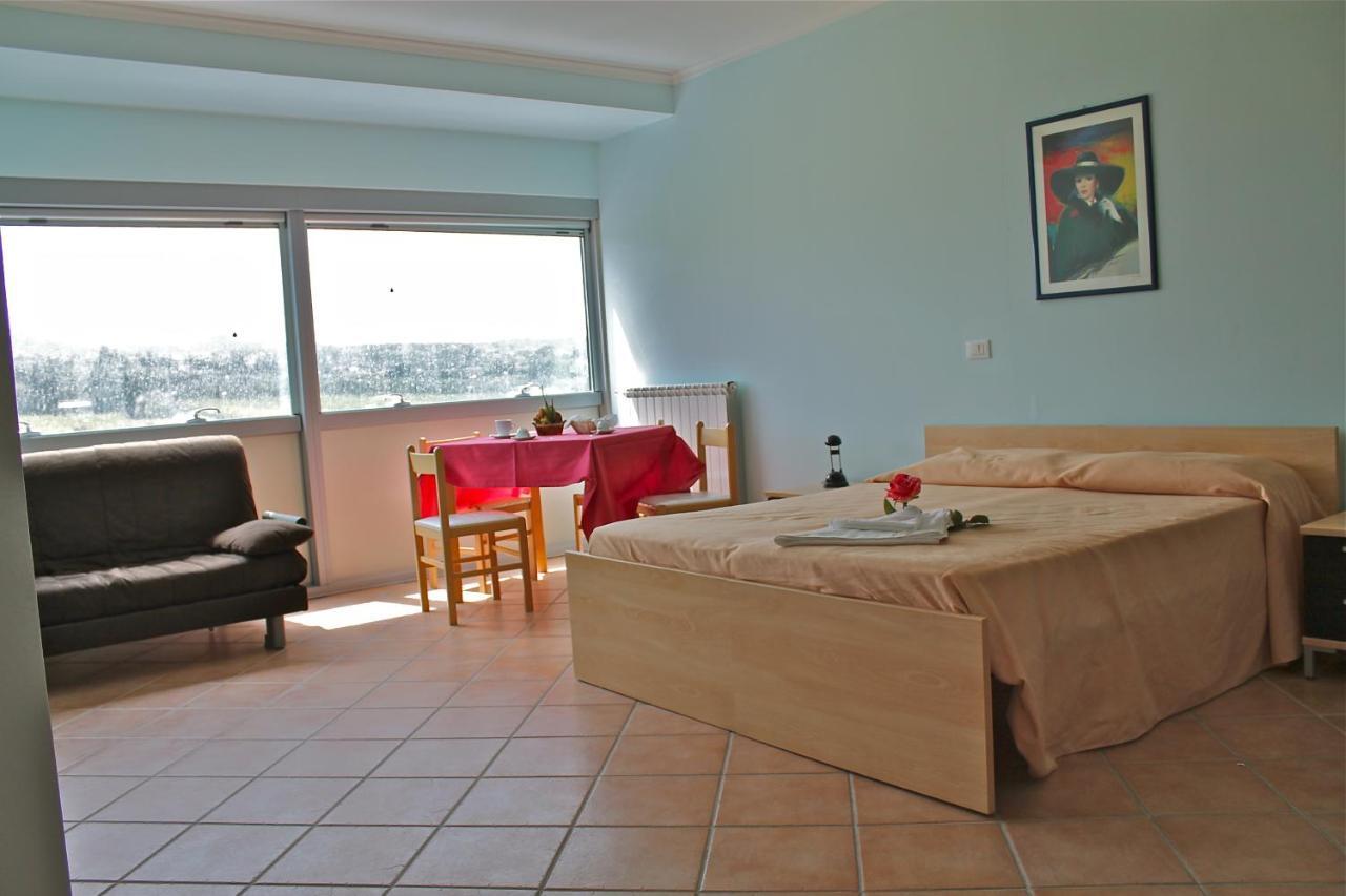Residence Sol Levante Frascati Buitenkant foto